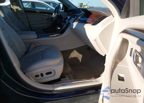 2011 Ford Taurus Limited z USA, uszkodzony, nr VIN 1FAHP2FW2BG165313